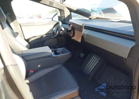 2024 Tesla Cybertruck All-Wheel Drive z USA, uszkodzony, nr VIN 7G2CEHEDXRA035498